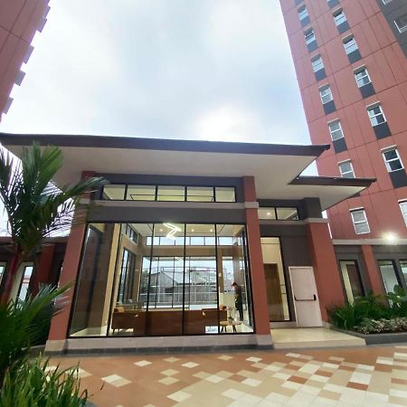 Hotel Shero Transpark Bekasi Exterior foto